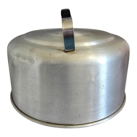 Vintage MIRRO Aluminum Cake Carrier Saver #2002KM w/ Locking Lid & Handle - Picture 3 of 10